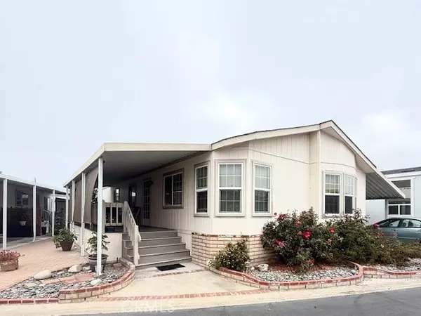 10681 Oak Street #85, Los Alamitos, CA 90720