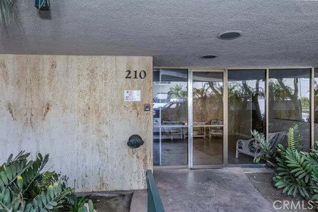 210 Grand Avenue #201, Long Beach, CA 90803