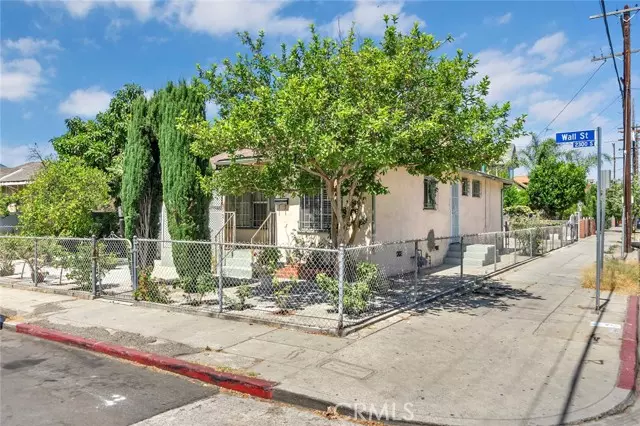 Los Angeles, CA 90011,2301 Wall Street