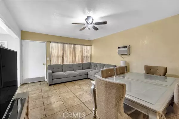 Los Angeles, CA 90011,2301 Wall Street