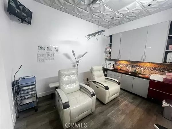 Westminster, CA 92683,9579 Bolsa Avenue