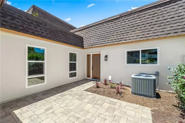 Irvine, CA 92612,11 Rockrose Way