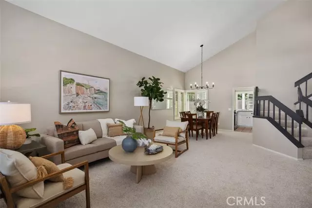 Rancho Santa Margarita, CA 92688,29 Raposa