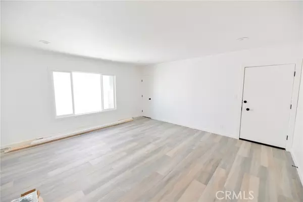San Clemente, CA 92672,262 Avenida Victoria #4