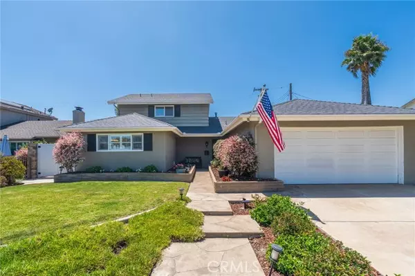 Huntington Beach, CA 92647,17131 Pinehurst Lane