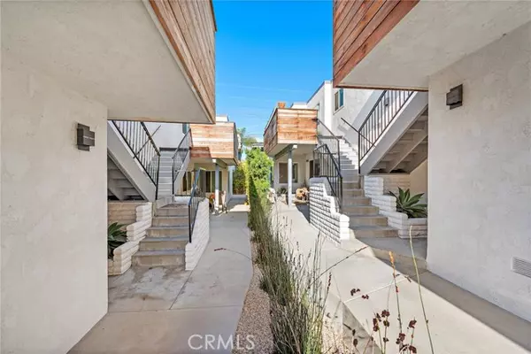 San Clemente, CA 92672,206 Avenida Victoria #C