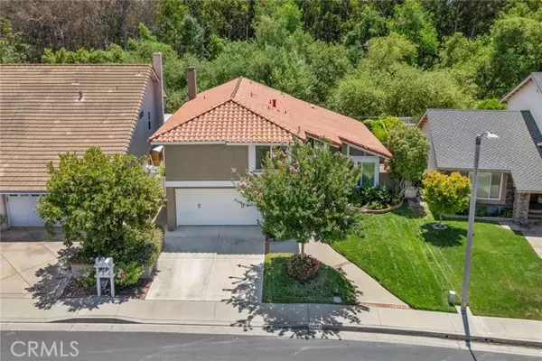 Lake Forest (el Toro), CA 92630,24602 Via Del Rio