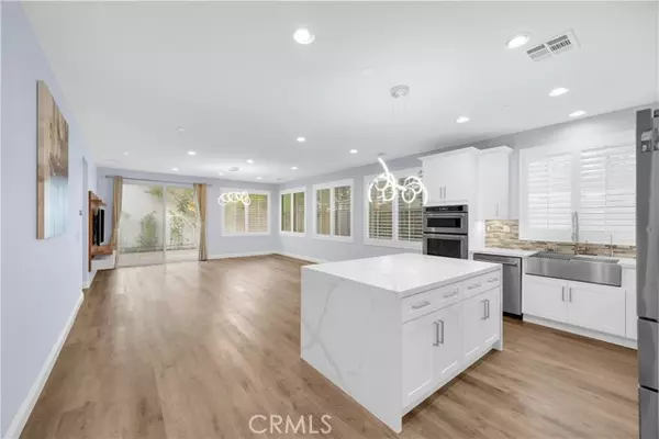 110 Desert Bloom, Irvine, CA 92618