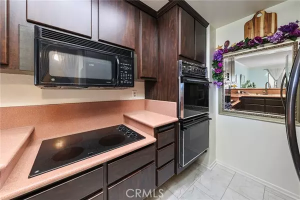 Seal Beach, CA 90740,13601 Del Monte Dr #73