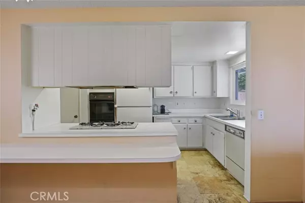 San Clemente, CA 92672,315 Calle Dorado