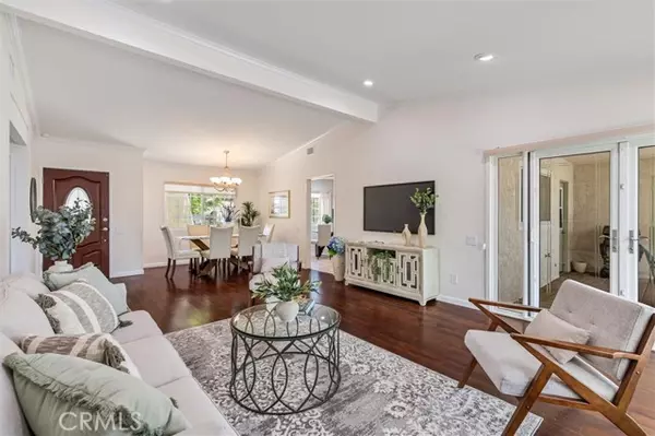 Mission Viejo, CA 92692,23861 Via Maragall