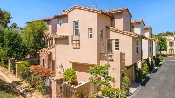 118 Tall Oak, Irvine, CA 92603