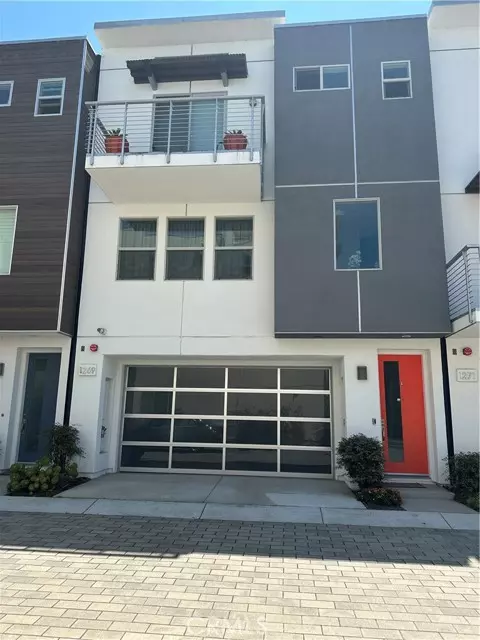 Costa Mesa, CA 92627,1269 Westreef
