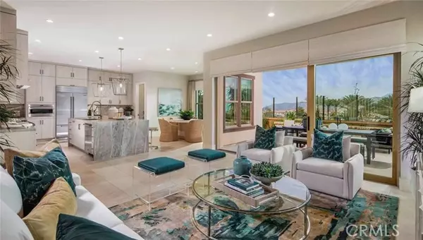 Irvine, CA 92618,118 Oakstone