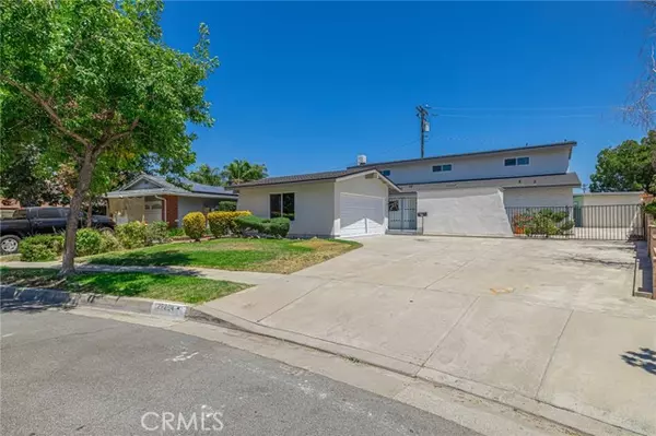 27204 Lakehurst Avenue, Canyon Country (santa Clarita), CA 91351