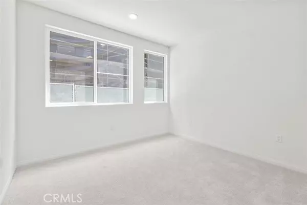 Long Beach, CA 90805,5868 Linden Ave Avenue #6