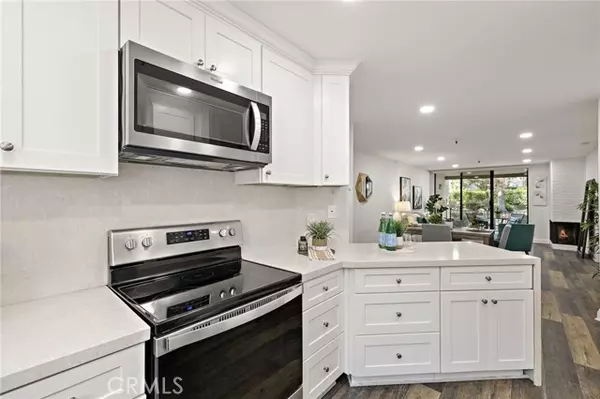 Laguna Hills, CA 92656,26701 Quail #143