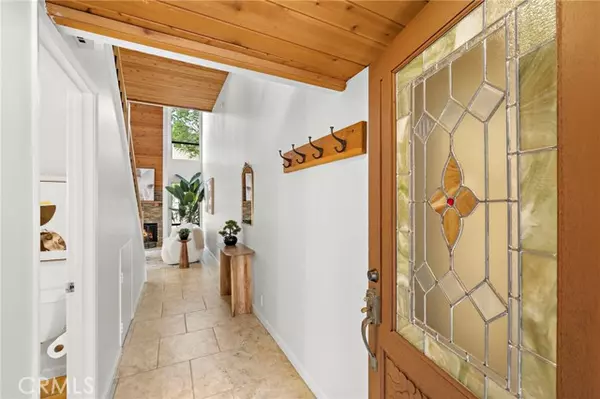 Redondo Beach, CA 90278,2317 Carnegie Lane #B