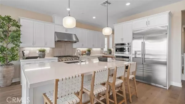 Valencia (santa Clarita), CA 91354,29627 Corte Ballenas