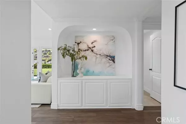 Laguna Beach, CA 92651,1056 Madison Place