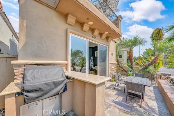 Huntington Beach, CA 92648,613 Frankfort Avenue