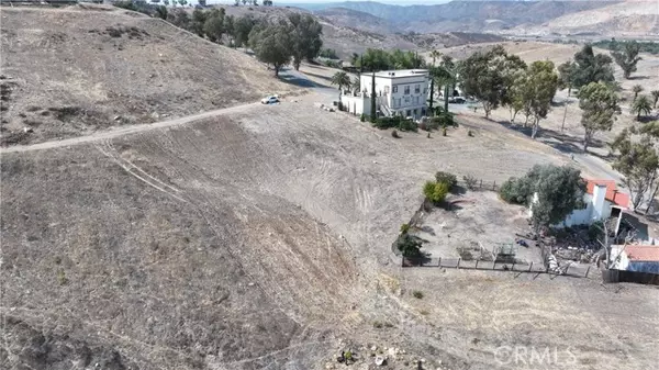 Lake Elsinore, CA 92530,29461 Nichols Street