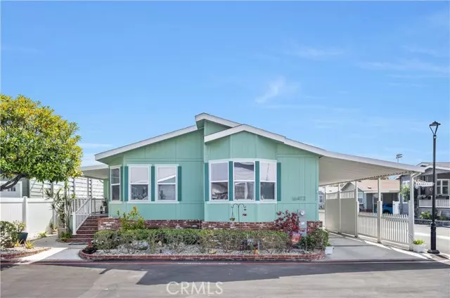 16472 Kailua Lane, Huntington Beach, CA 92649