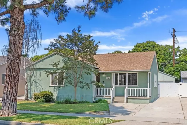 Long Beach, CA 90808,3842 Knoxville Avenue