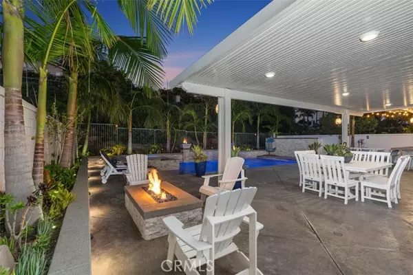Lake Forest (el Toro), CA 92610,12 La Perla