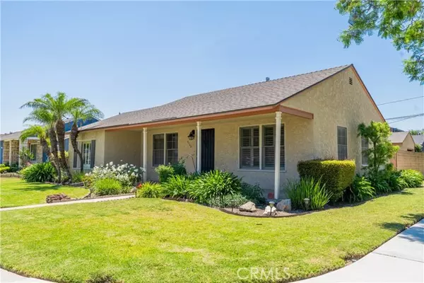 Long Beach, CA 90815,2125 Lomina Avenue