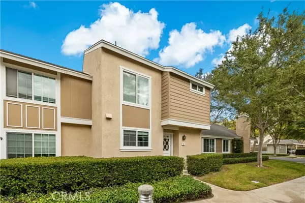 Irvine, CA 92614,21 Greenbough #124