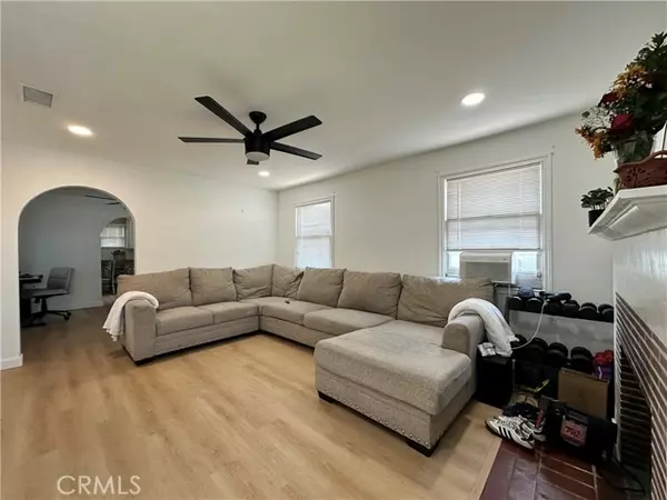 Signal Hill, CA 90755,2240 Walnut Avenue