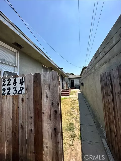 Signal Hill, CA 90755,2240 Walnut Avenue
