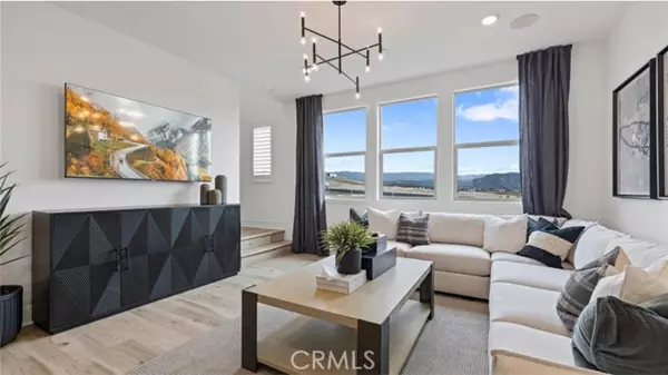 Rancho Mission Viejo, CA 92694,385 Fawn Street