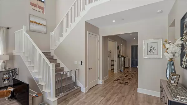 Irvine, CA 92602,112 Green Rdg