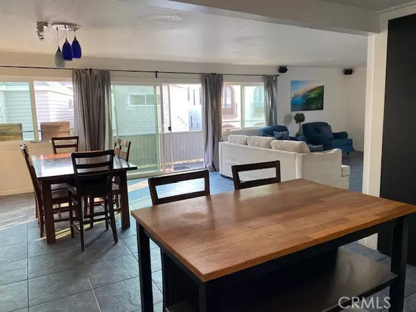 Newport Beach, CA 92663,4704 Seashore Drive