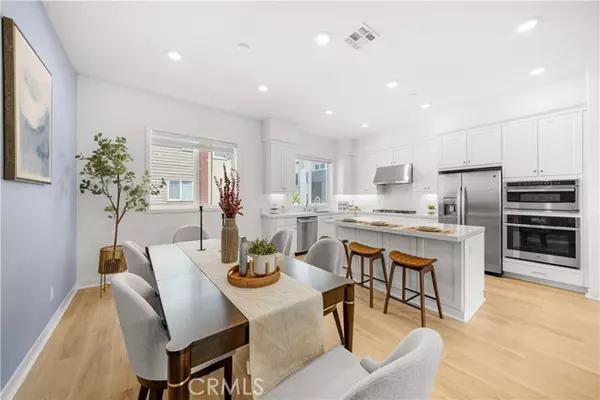 Irvine, CA 92618,173 SENTOSA
