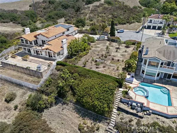 San Clemente, CA 92672,817 Calle Dulcinea