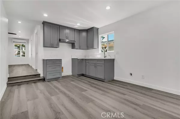 Wilmington (los Angeles), CA 90744,914 E O Street