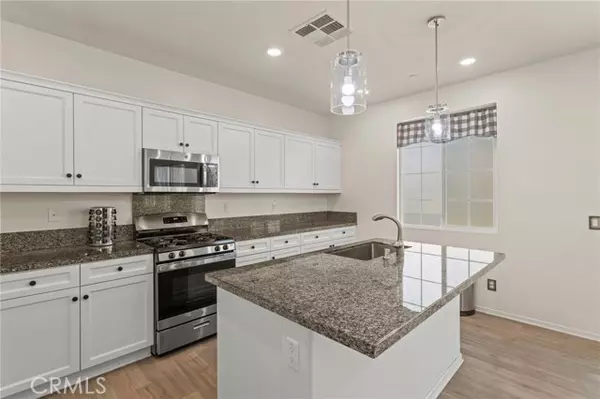 Fontana, CA 92336,16262 Valley Oak Lane