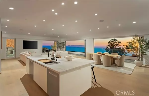 Laguna Beach, CA 92651,31 N Vista De Catalina