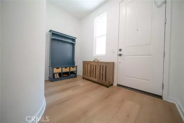 Huntington Beach, CA 92647,17952 Seaglass Drive