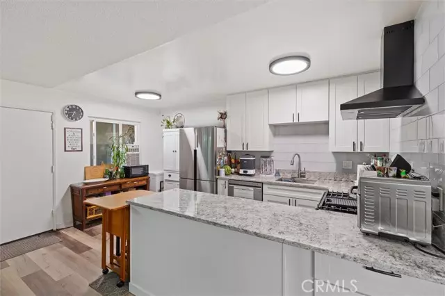 Long Beach, CA 90810,3265 Santa Fe Avenue #60