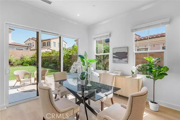 Irvine, CA 92620,98 Quill