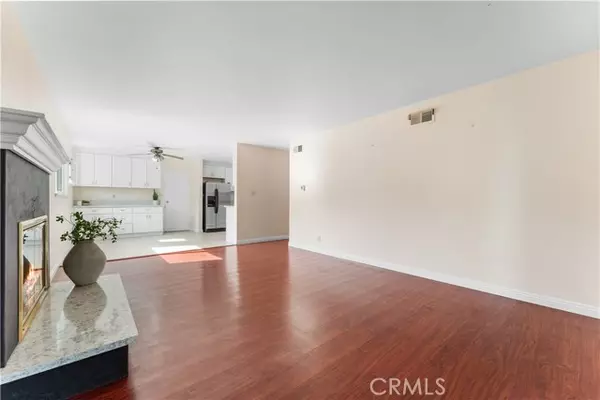 Huntington Beach, CA 92647,16582 Lucia Lane