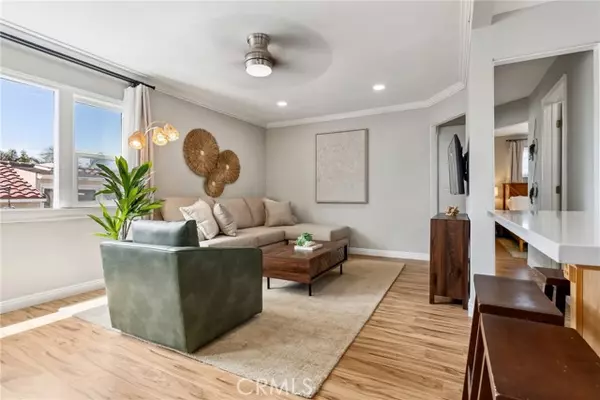 San Diego, CA 92109,4073 Riviera Drive