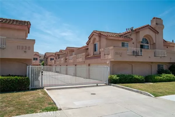 Lakewood, CA 90715,11932 207th Street