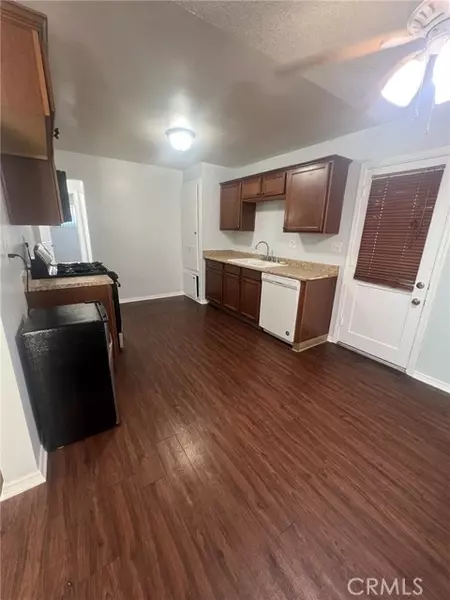221 N San Gabriel Avenue #F, Azusa, CA 91702