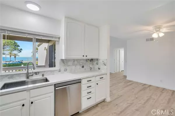 Dana Point, CA 92629,34112 Selva #329