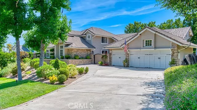 Laguna Hills, CA 92679,23271 Via Dorado